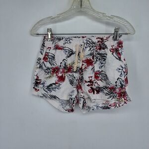 CALIR 1850 SMALL HIGH WAISTED FLORAL FABRIC SHORTS